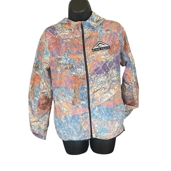 COPY - EUC Nike Trail windbreaker running hiking jacket, multicoloured, size sm… - Picture 1 of 12